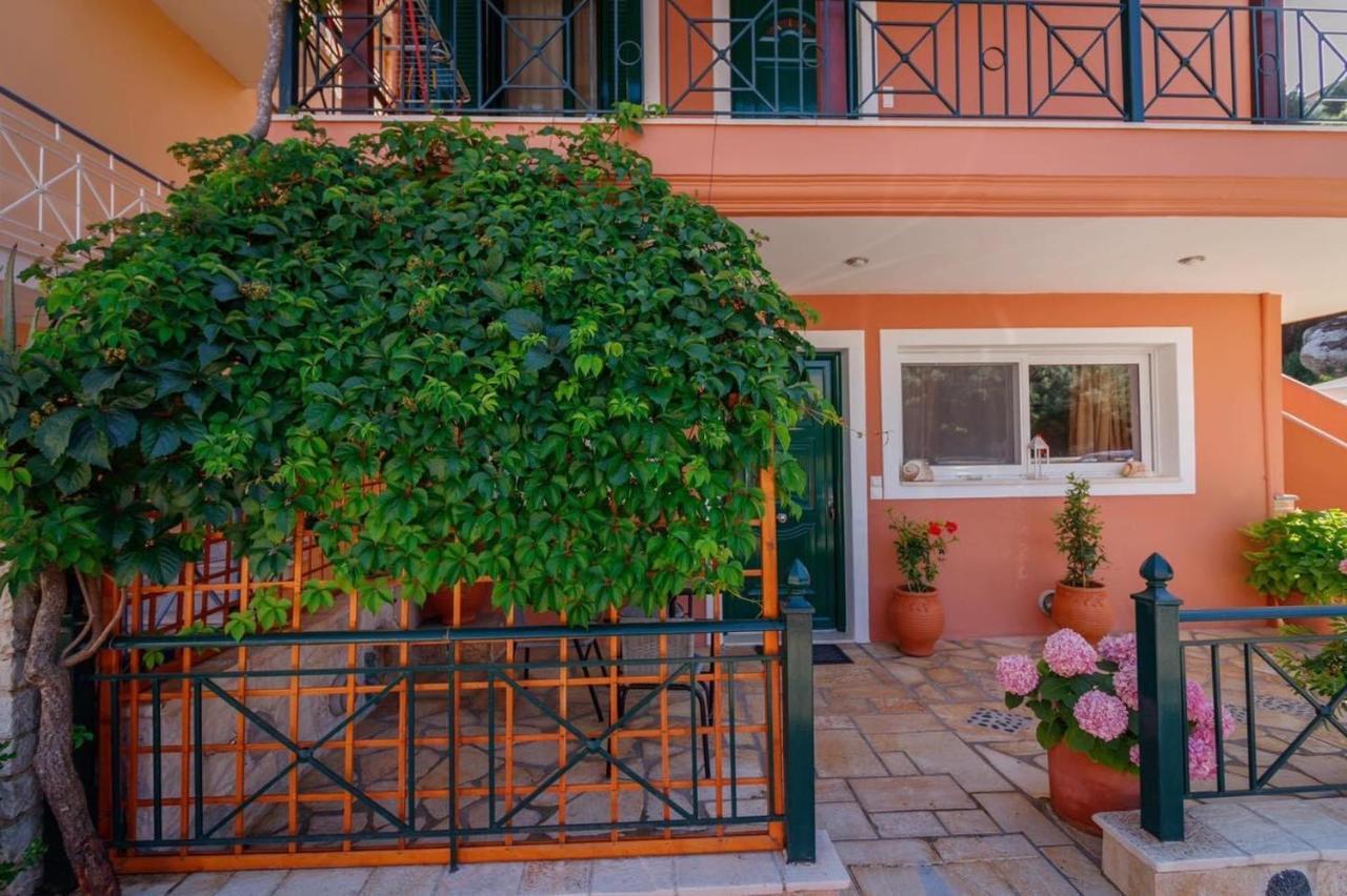 Cleopatra Rooms Nikiana Exterior foto