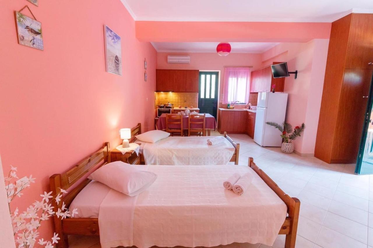 Cleopatra Rooms Nikiana Exterior foto